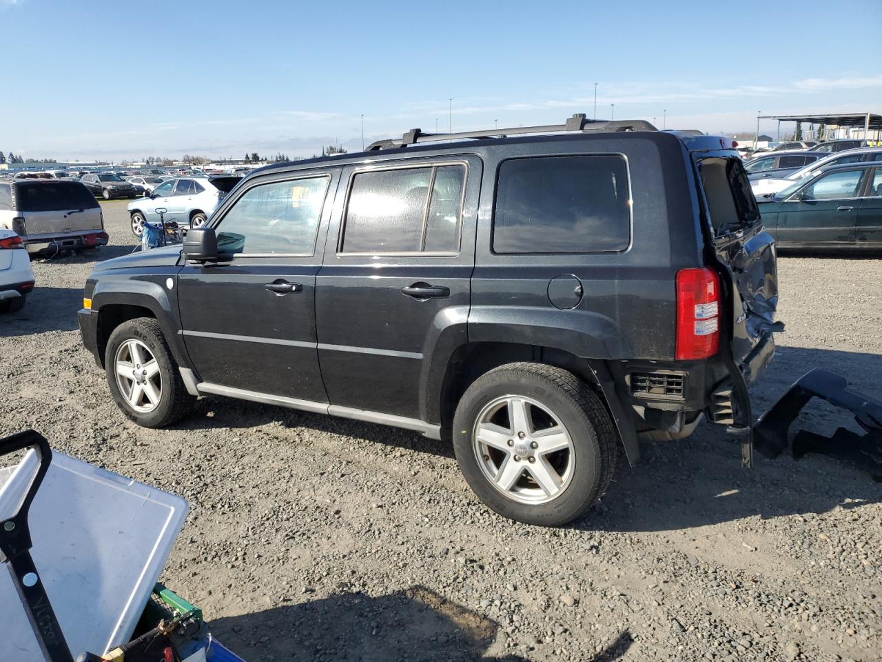 2010 Jeep Liberty (Patriot) - Image 2