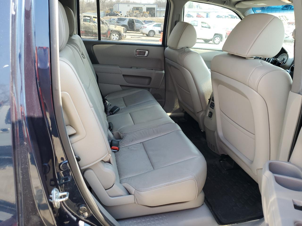 2012 Honda Pilot - Image 11