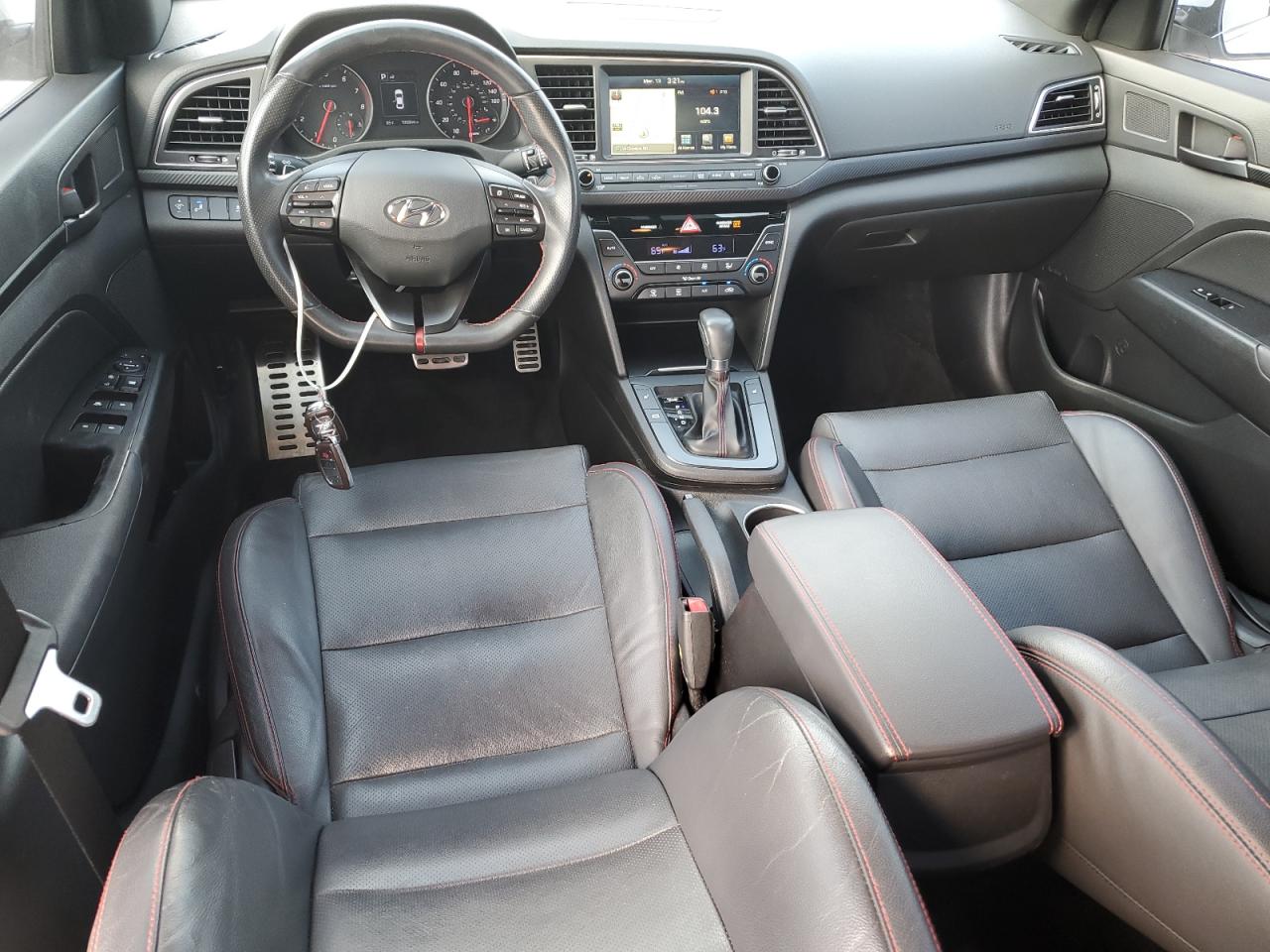 2018 Hyundai Elantra - Image 8