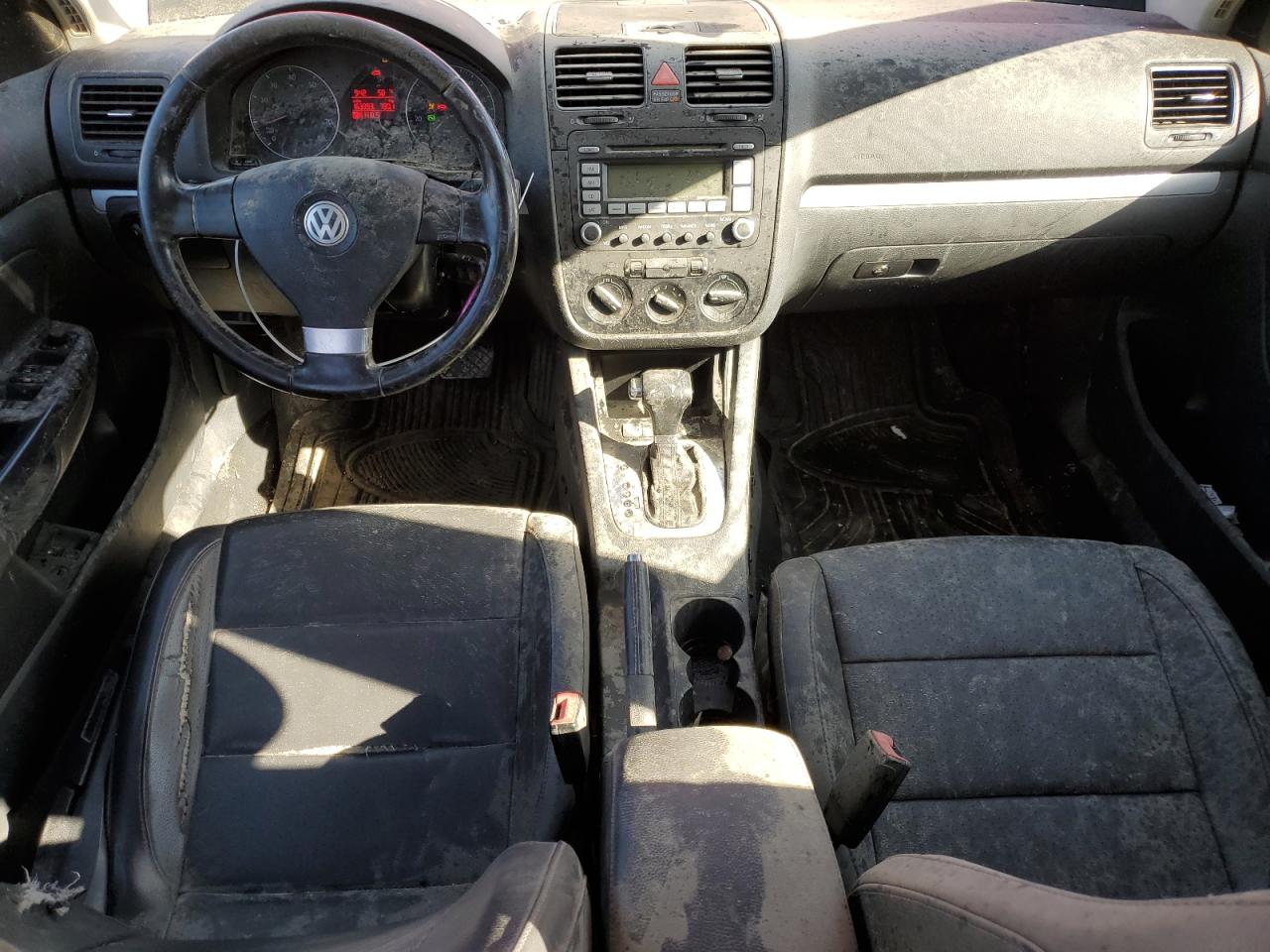 2009 Volkswagen Jetta - Image 8