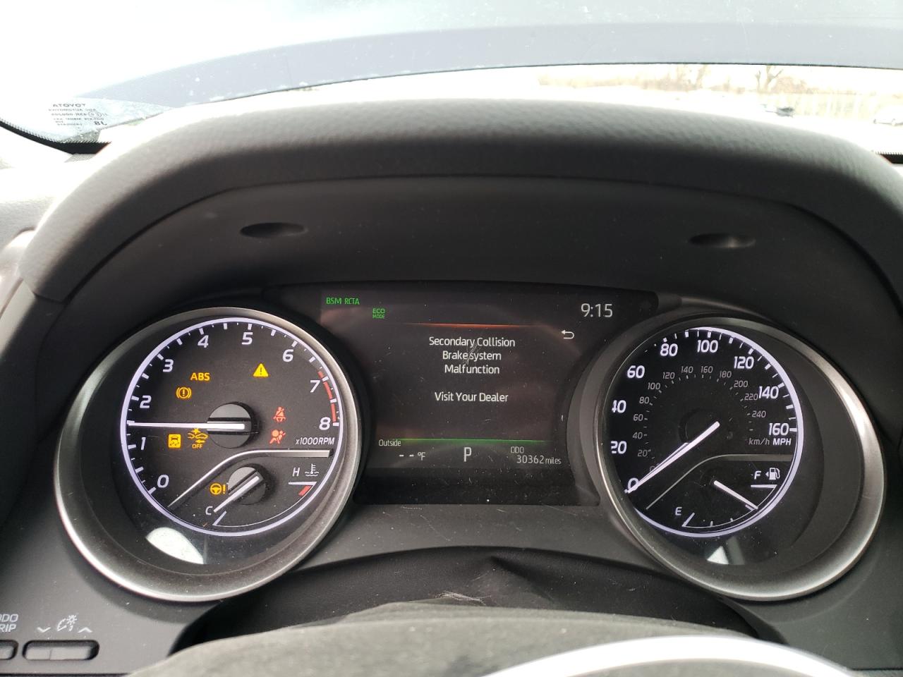 2022 Toyota Camry - Image 9