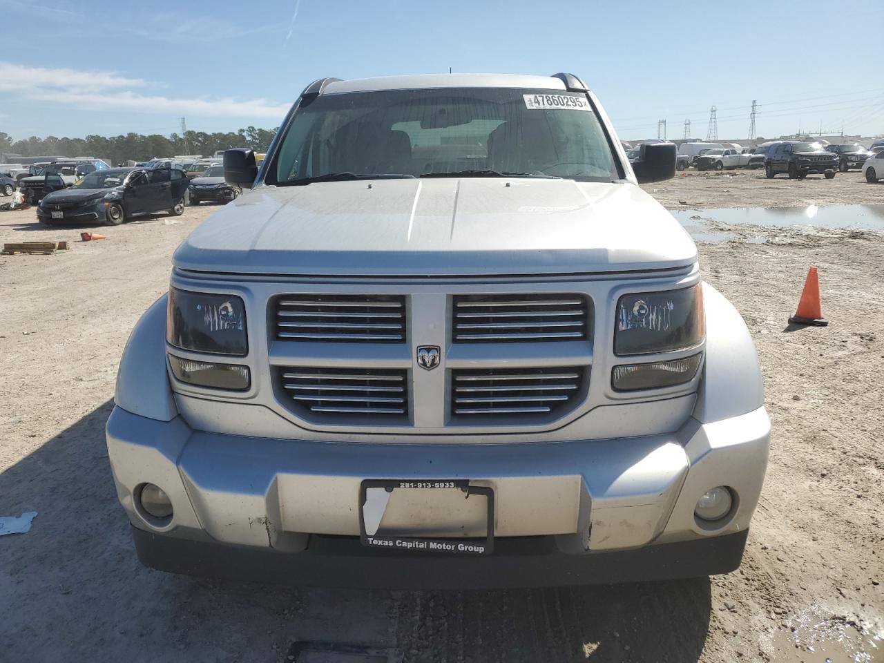 2011 Dodge Nitro - Image 5