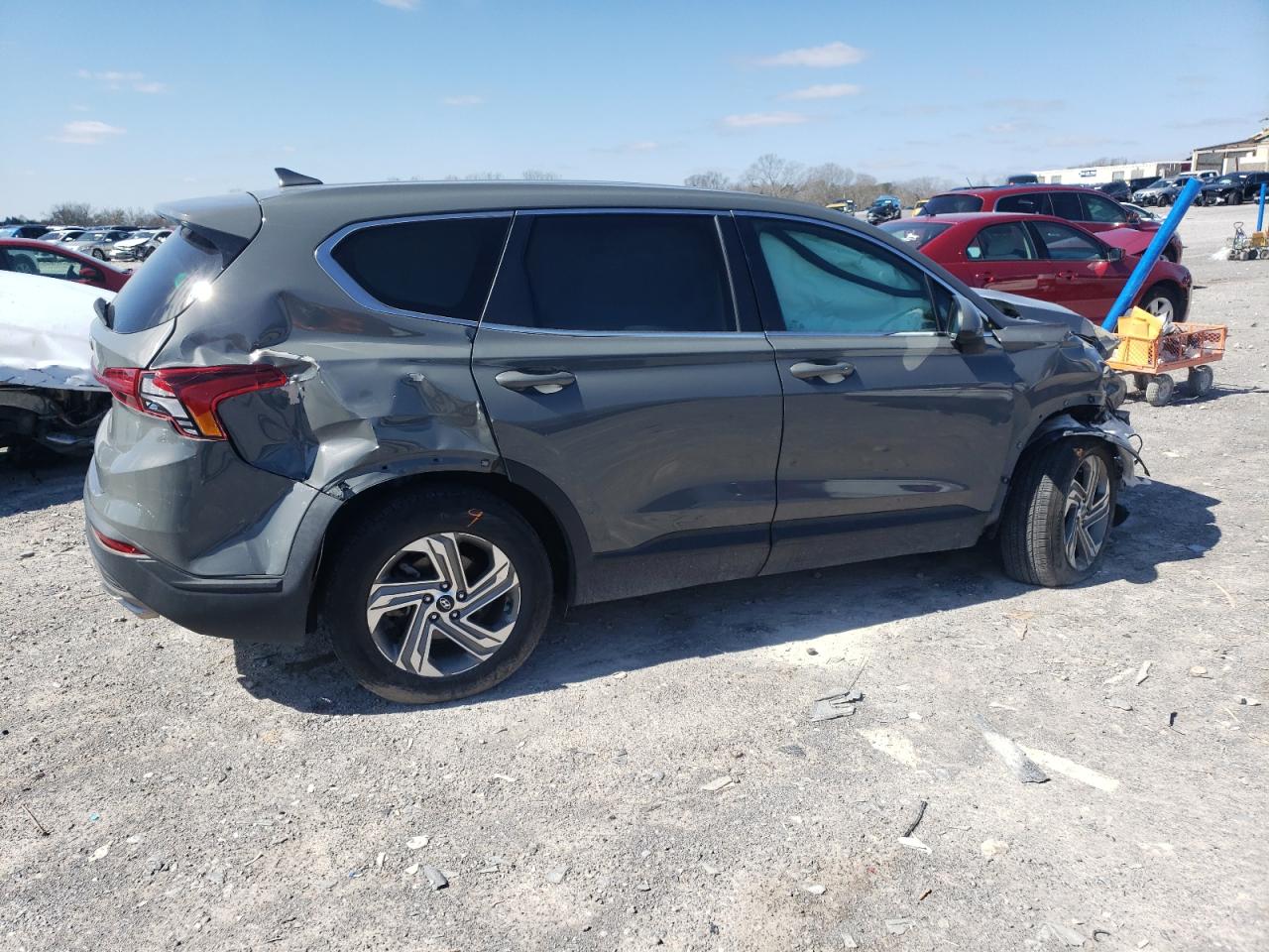 2021 Hyundai Santa Fe - Image 3