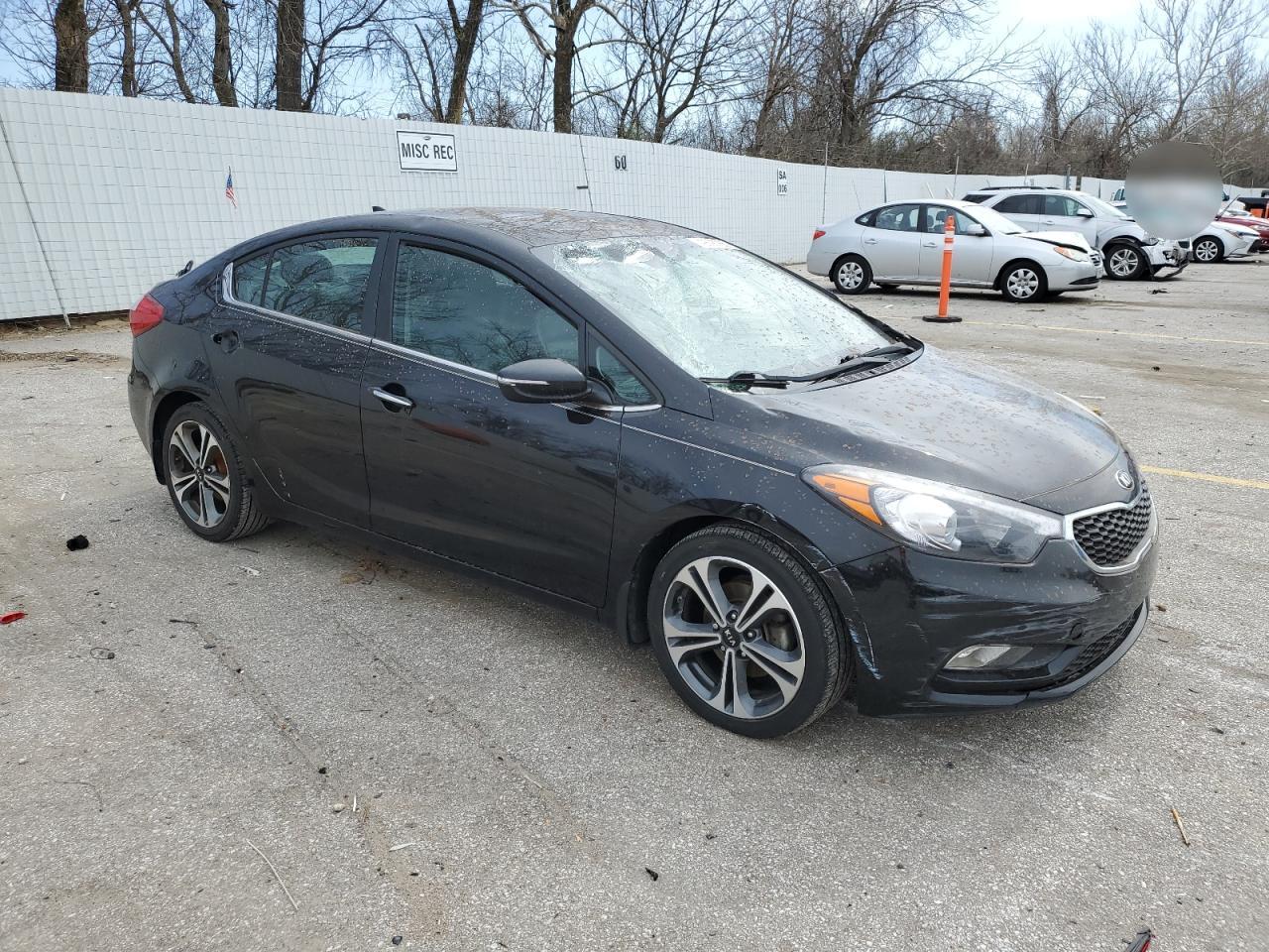 2016 Kia Forte - Image 4