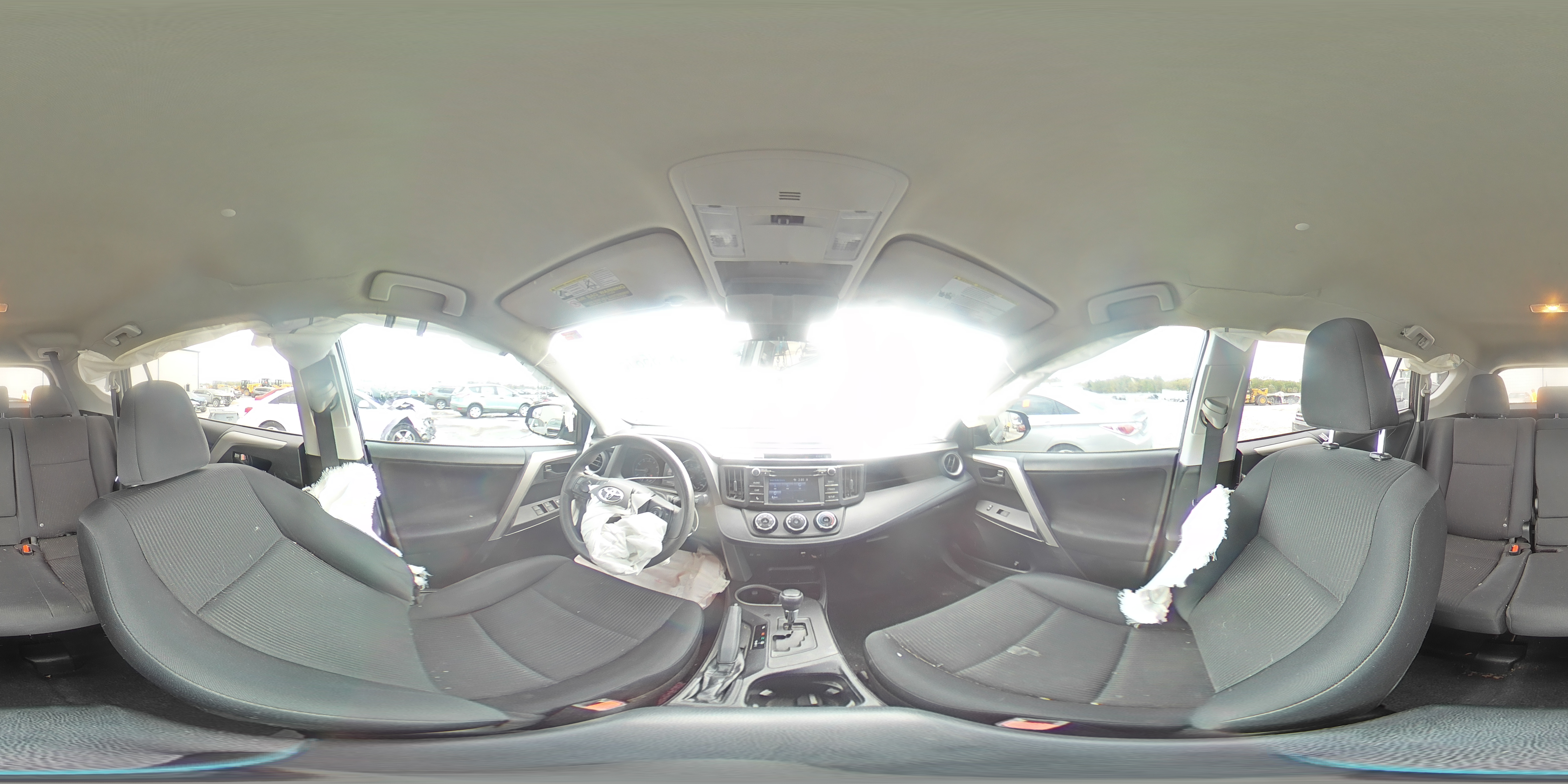 2017 Toyota RAV 4 - Image 13