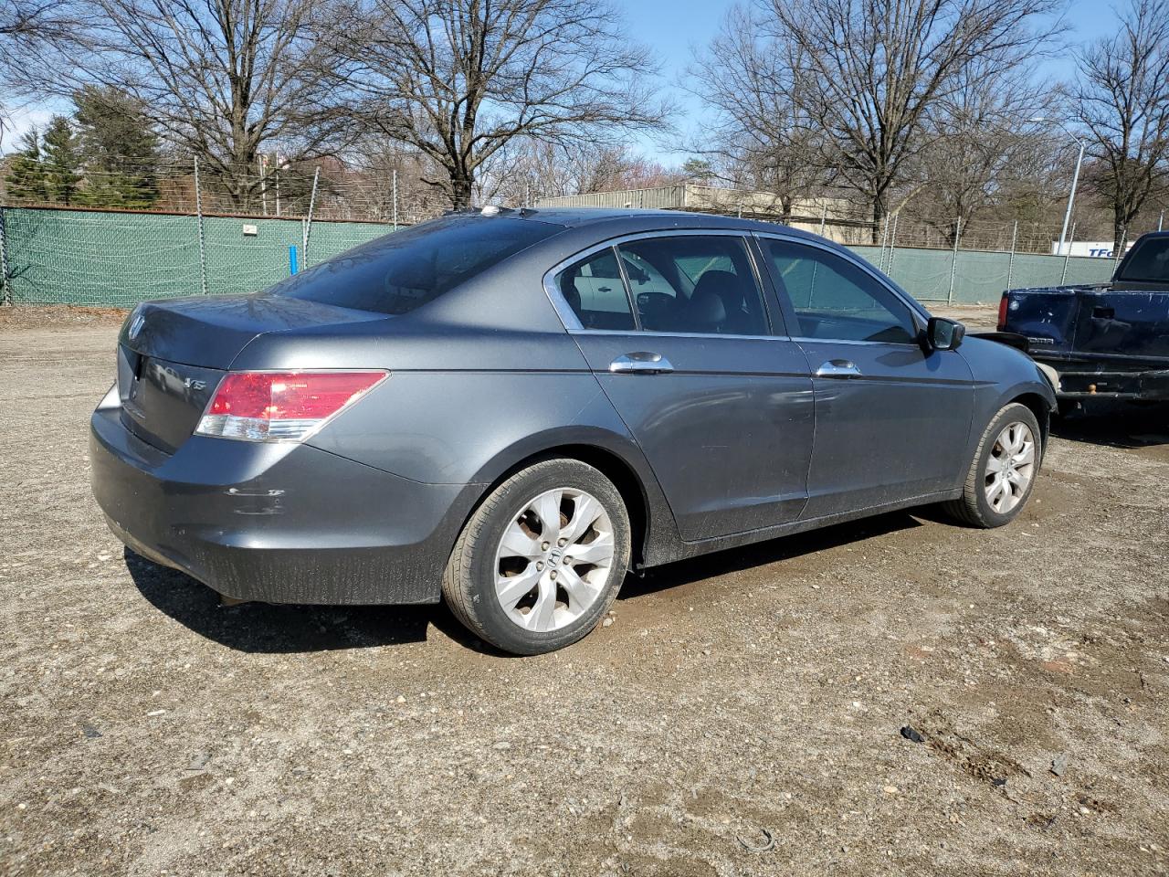 2009 Honda Accord - Image 3