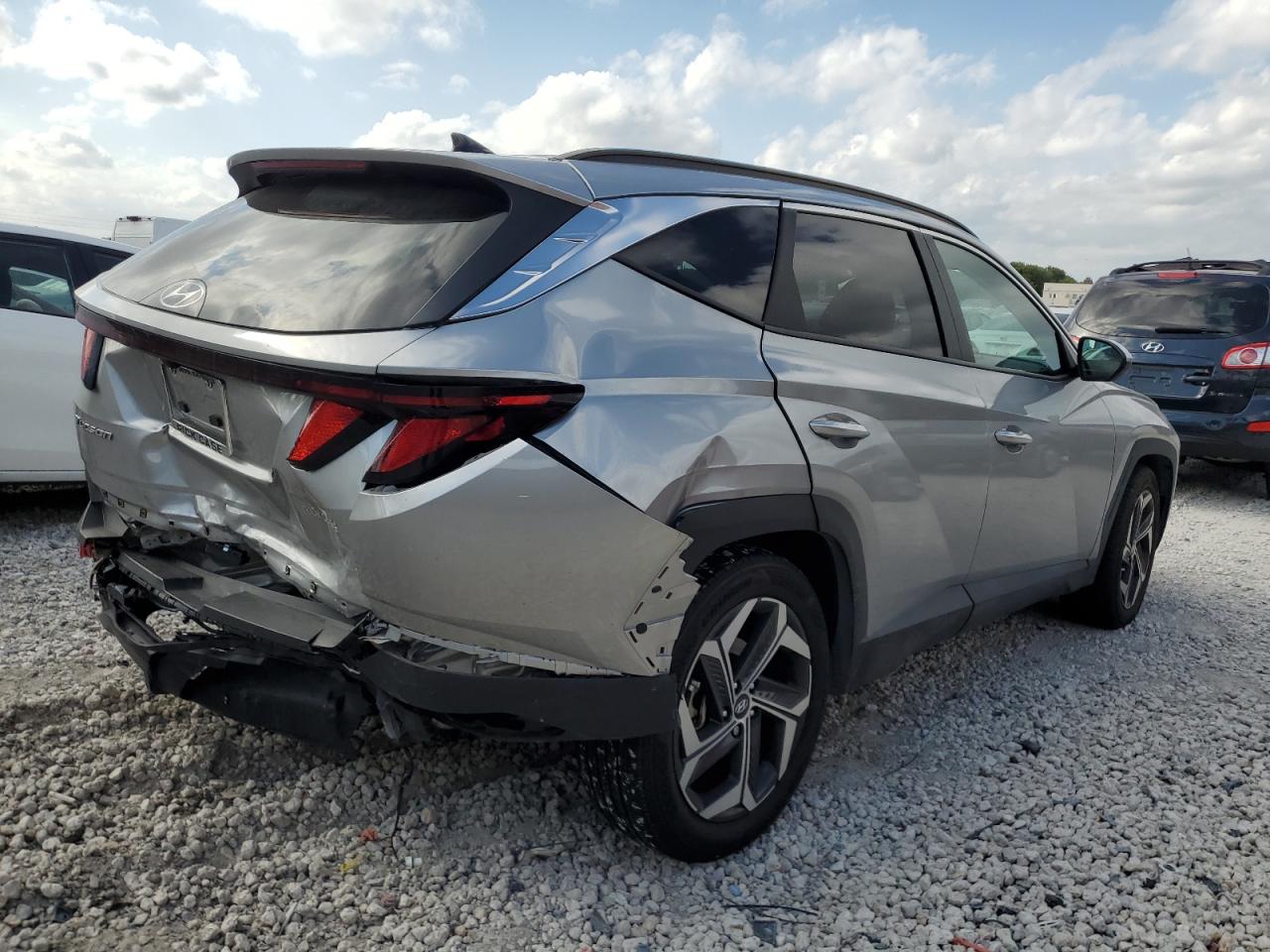2024 Hyundai Tucson - Image 3