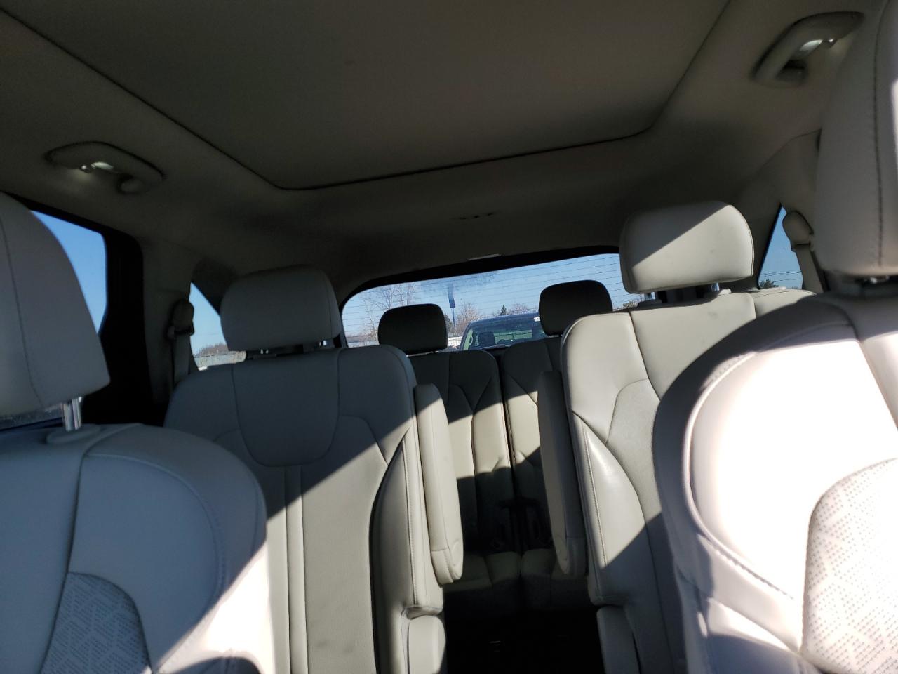 2021 Kia Sorento - Image 10
