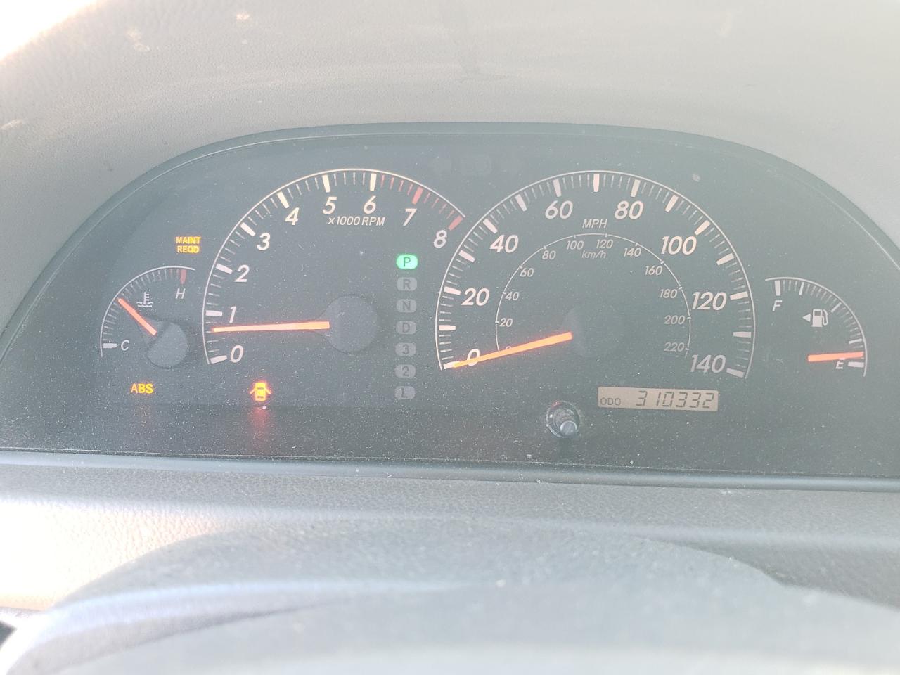 2005 Toyota Camry - Image 9