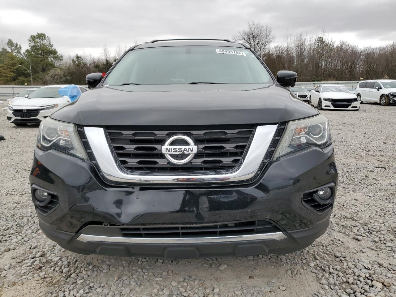 2017 Nissan Pathfinder - Image 5