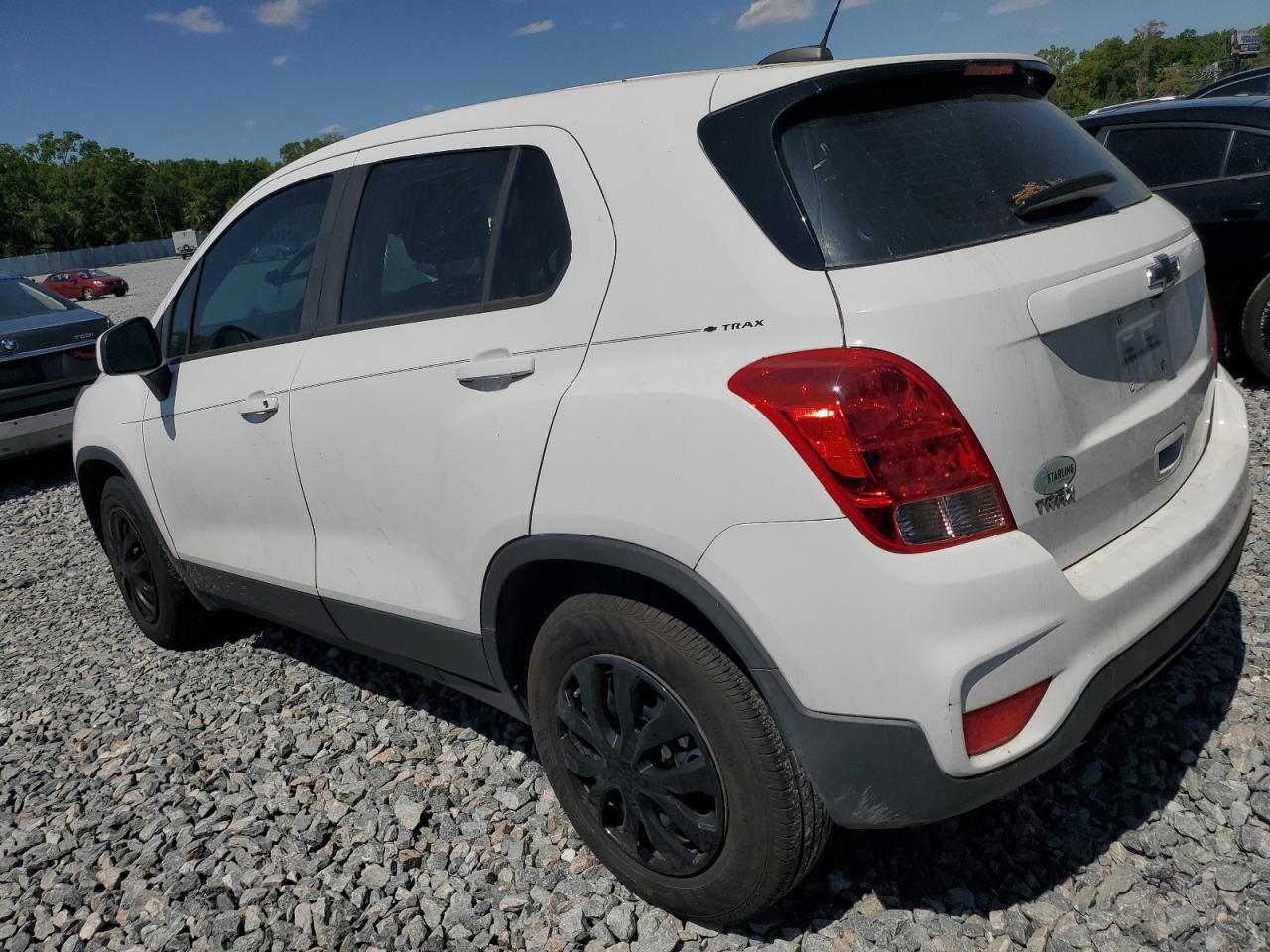 2019 Chevrolet Trax - Image 2