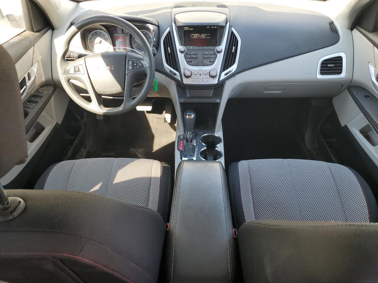 2016 GMC Terrain - Image 8