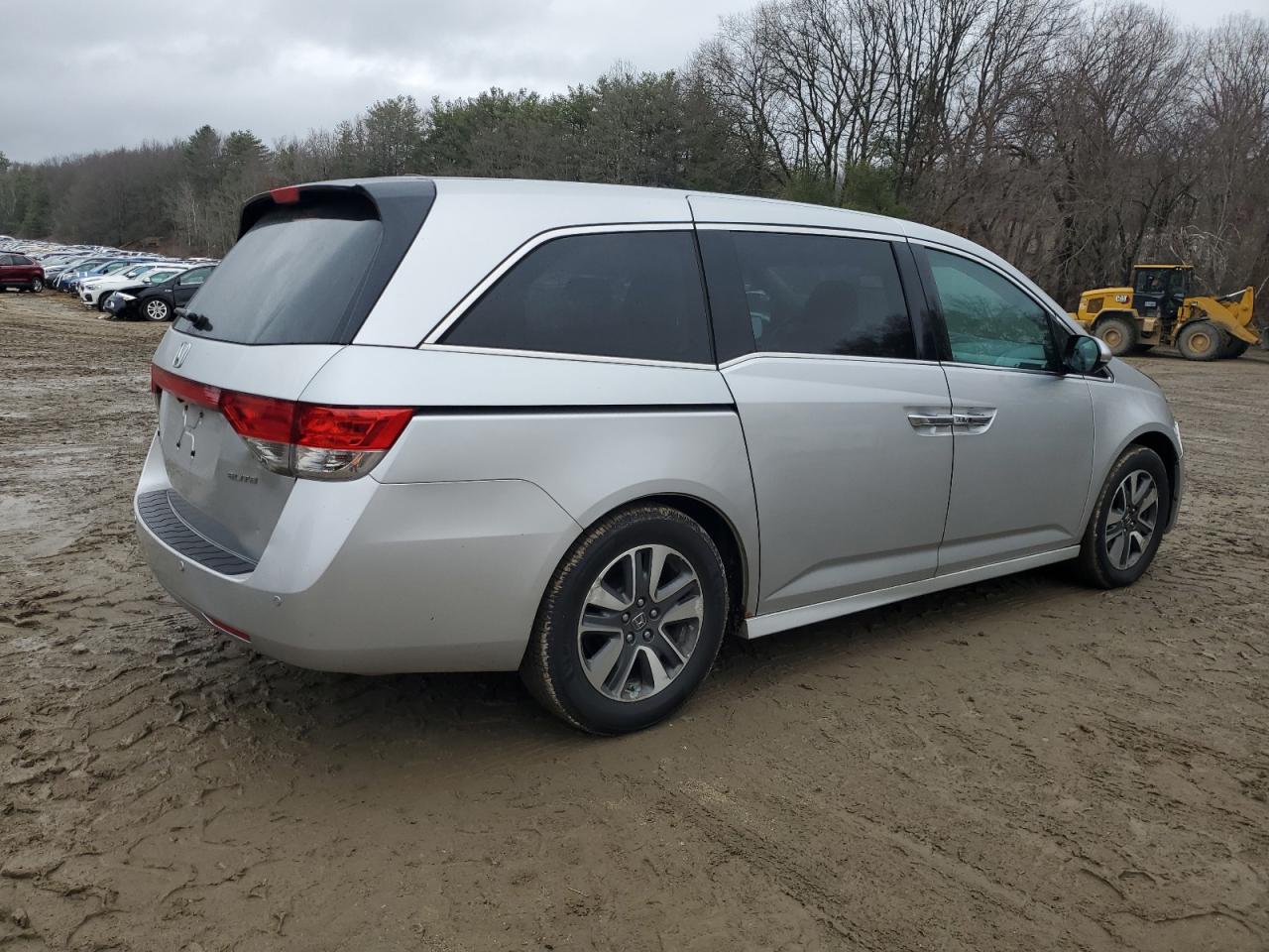 2014 Honda Odyssey - Image 3