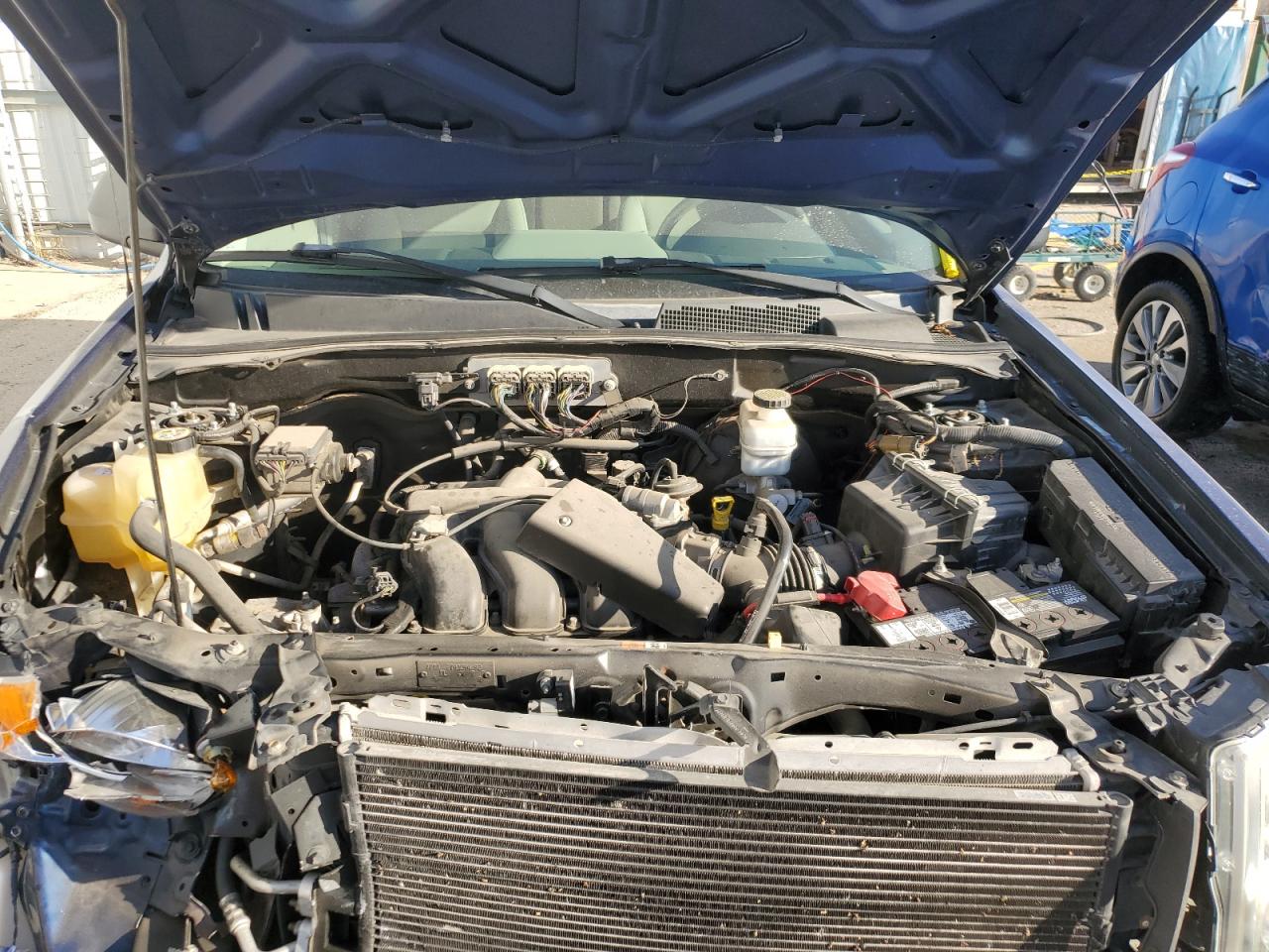 2008 Ford Escape - Image 12