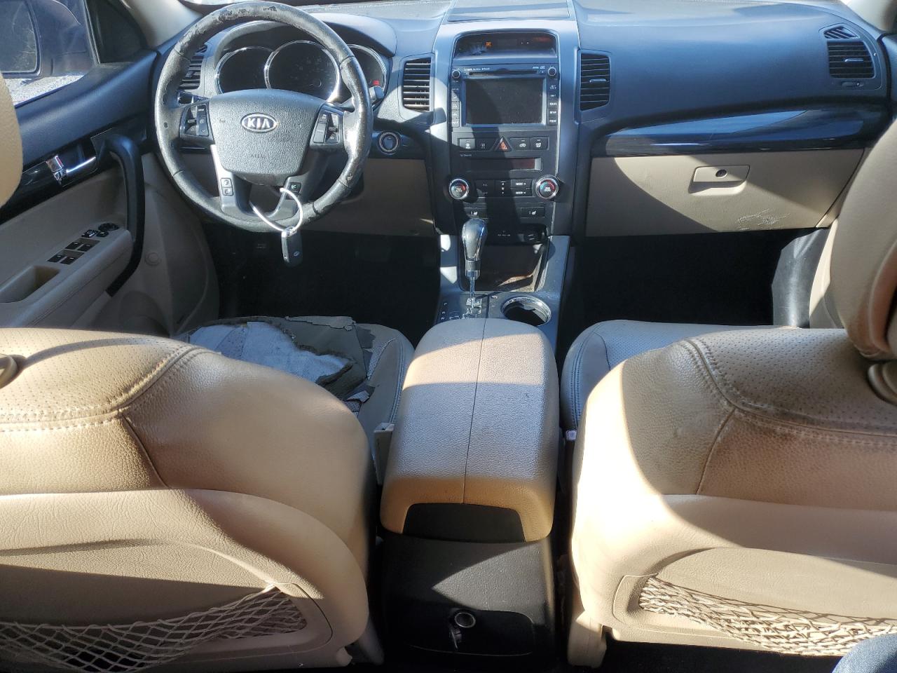 2011 Kia Sorento - Image 8