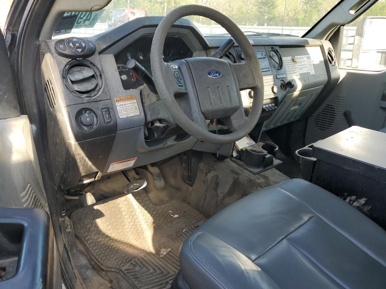 2015 Ford F450 Super Duty VIN: 1FDUF4GY7FEC93387 Lot: 49860875