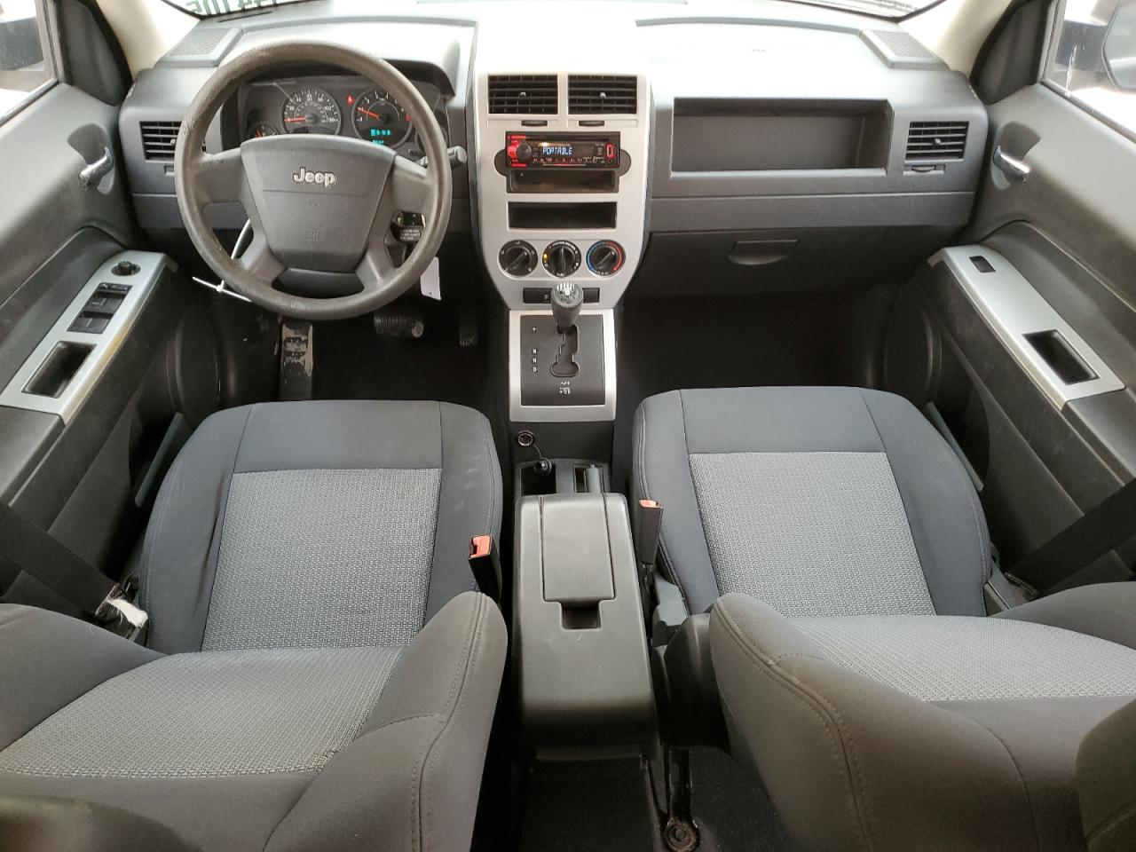 2008 Jeep Liberty (Patriot) - Image 8