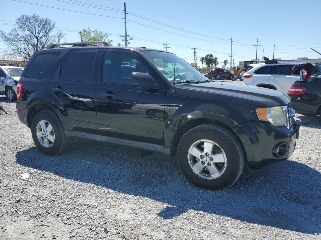 2010 Ford Escape - Image 4