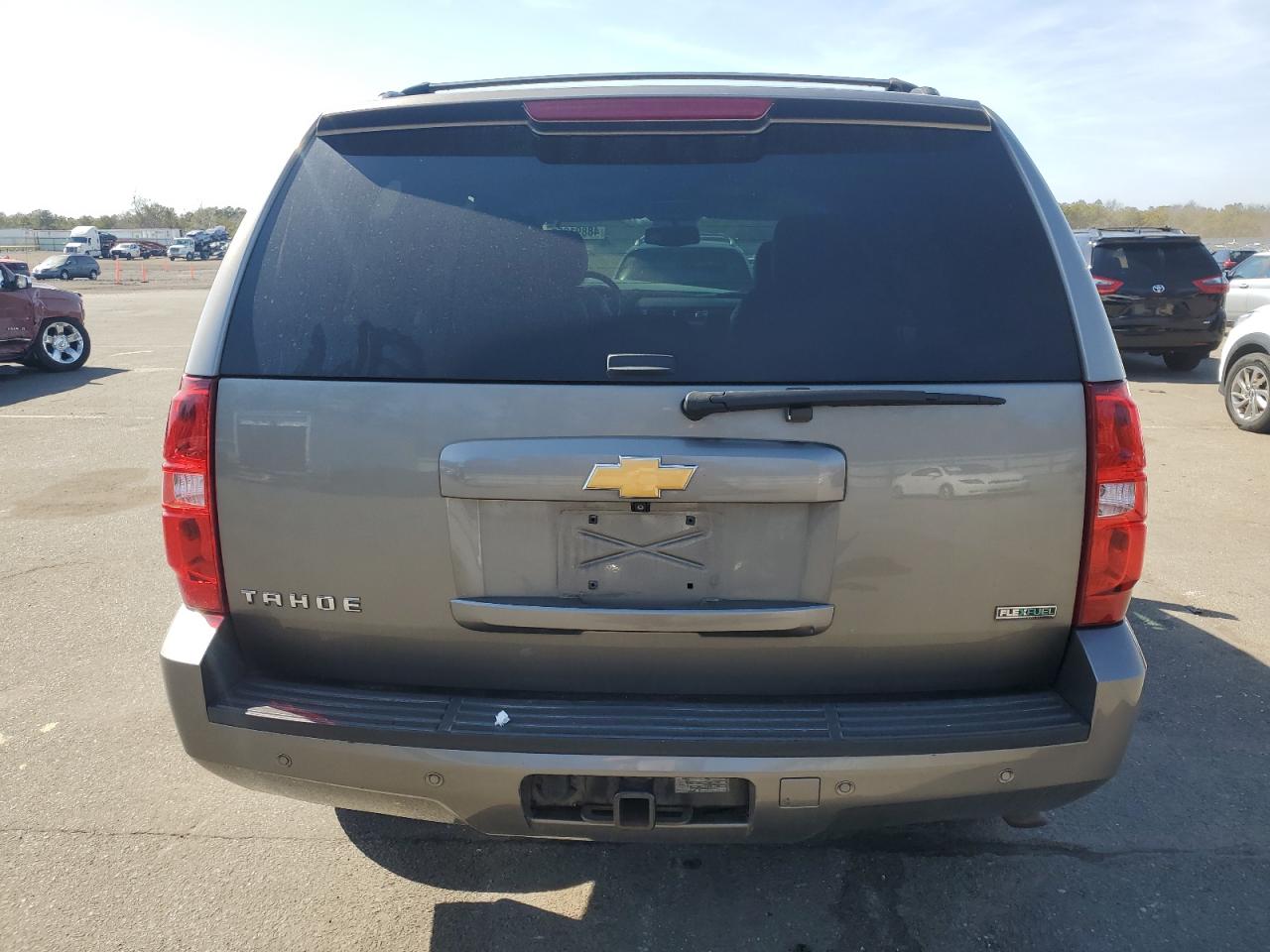 2012 Chevrolet Tahoe - Image 6