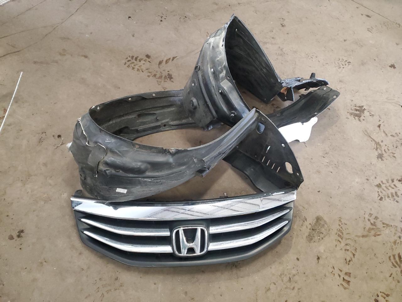 2012 Honda Accord - Image 12