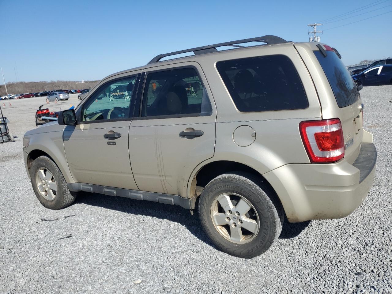 2011 Ford Escape - Image 2
