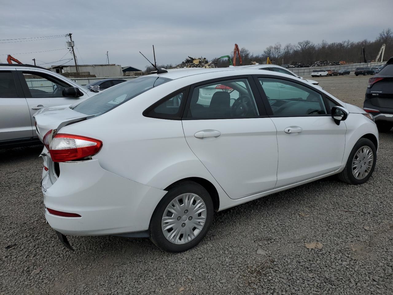 2015 Ford Fiesta - Image 3
