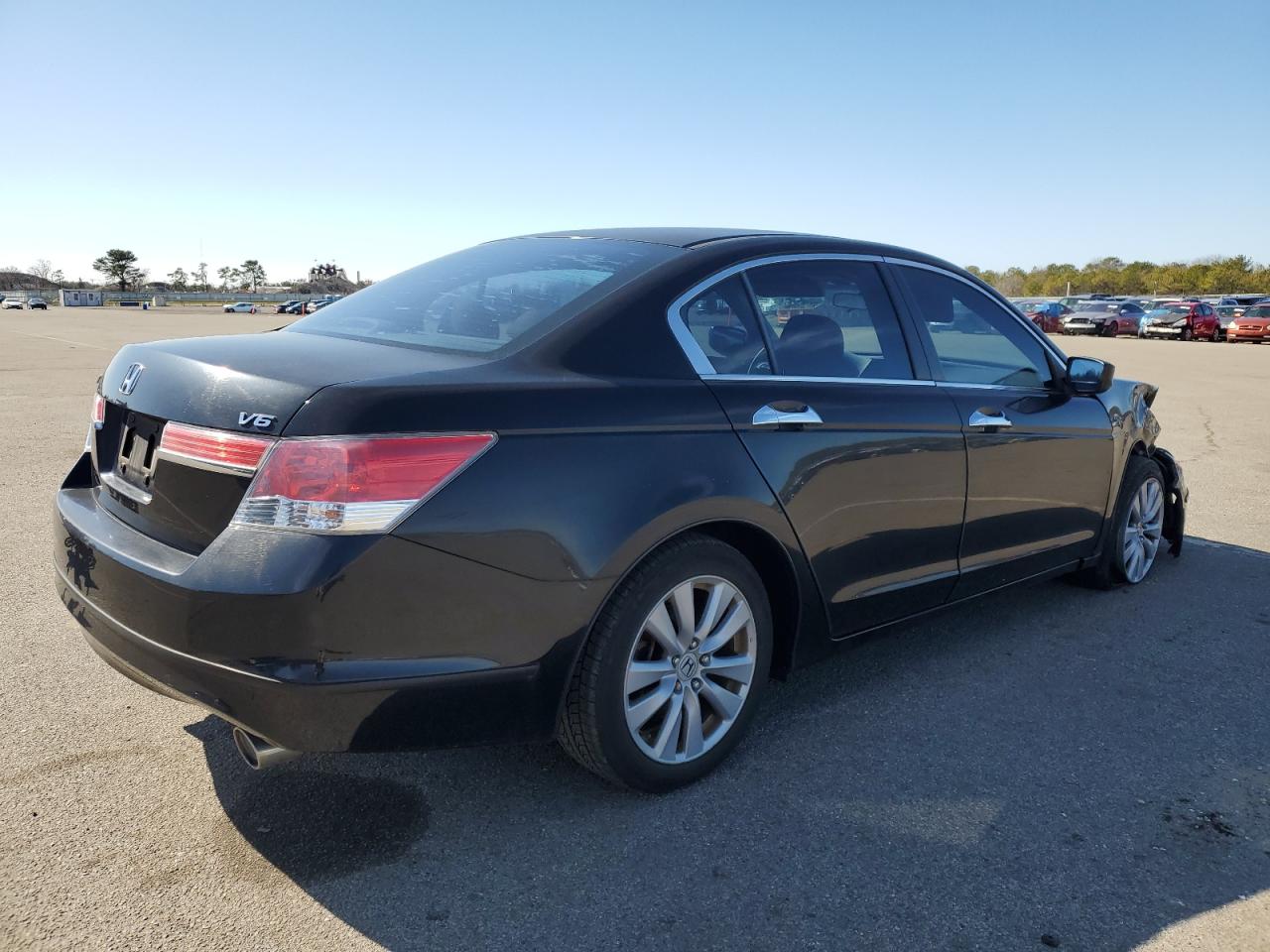 2011 Honda Accord - Image 3