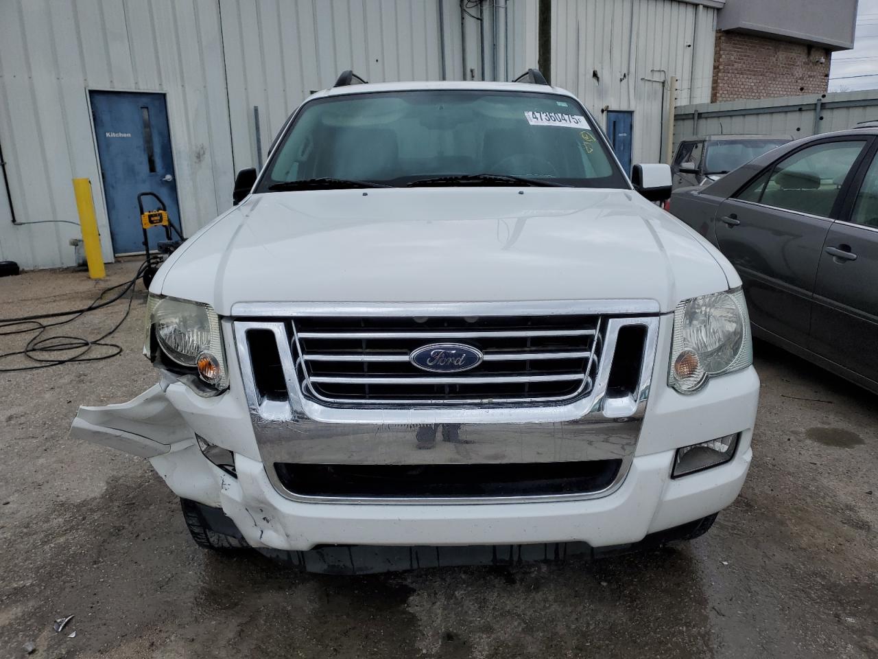 2007 Ford Explorer - Image 5