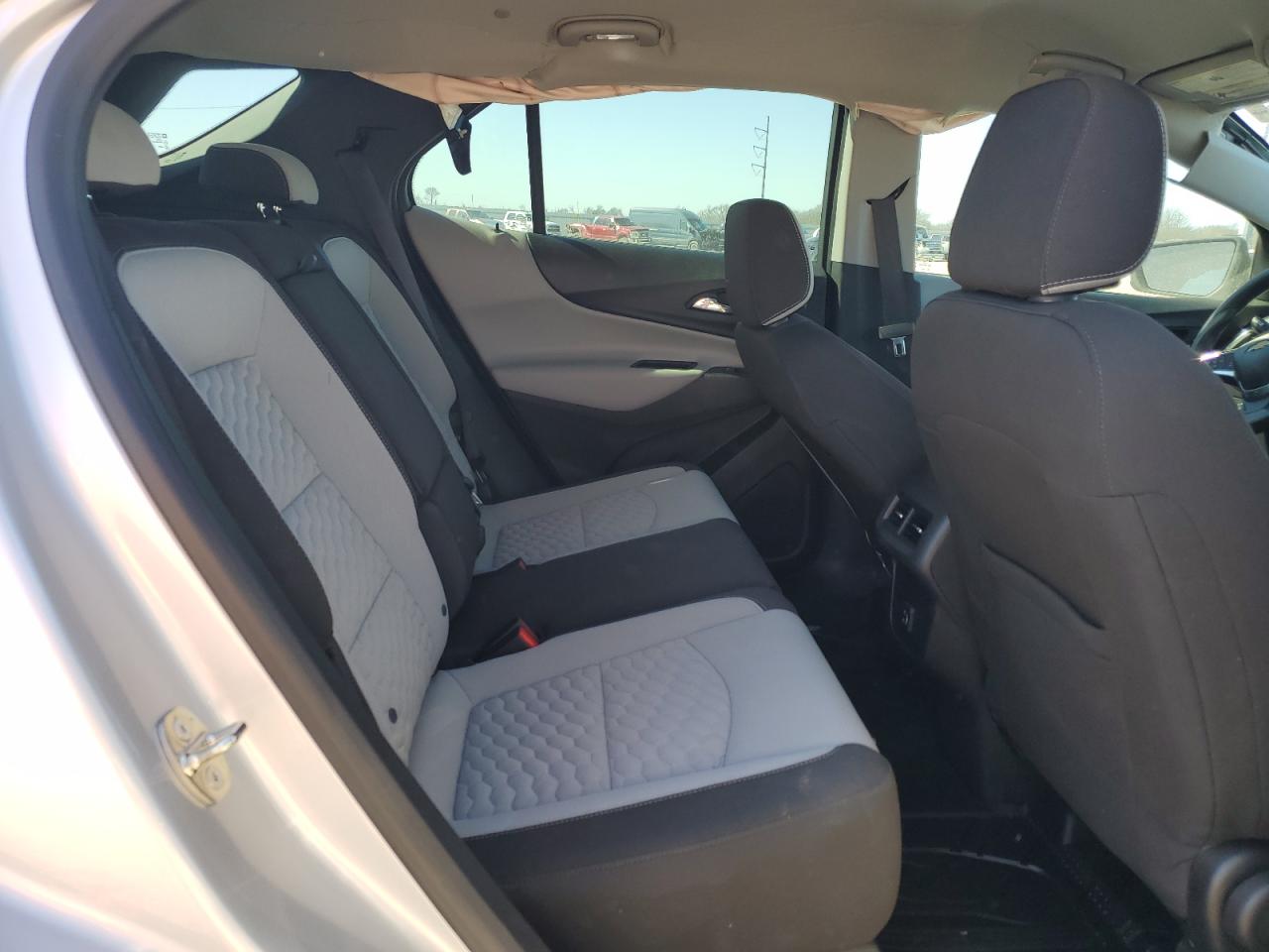 2020 Chevrolet Equinox - Image 10