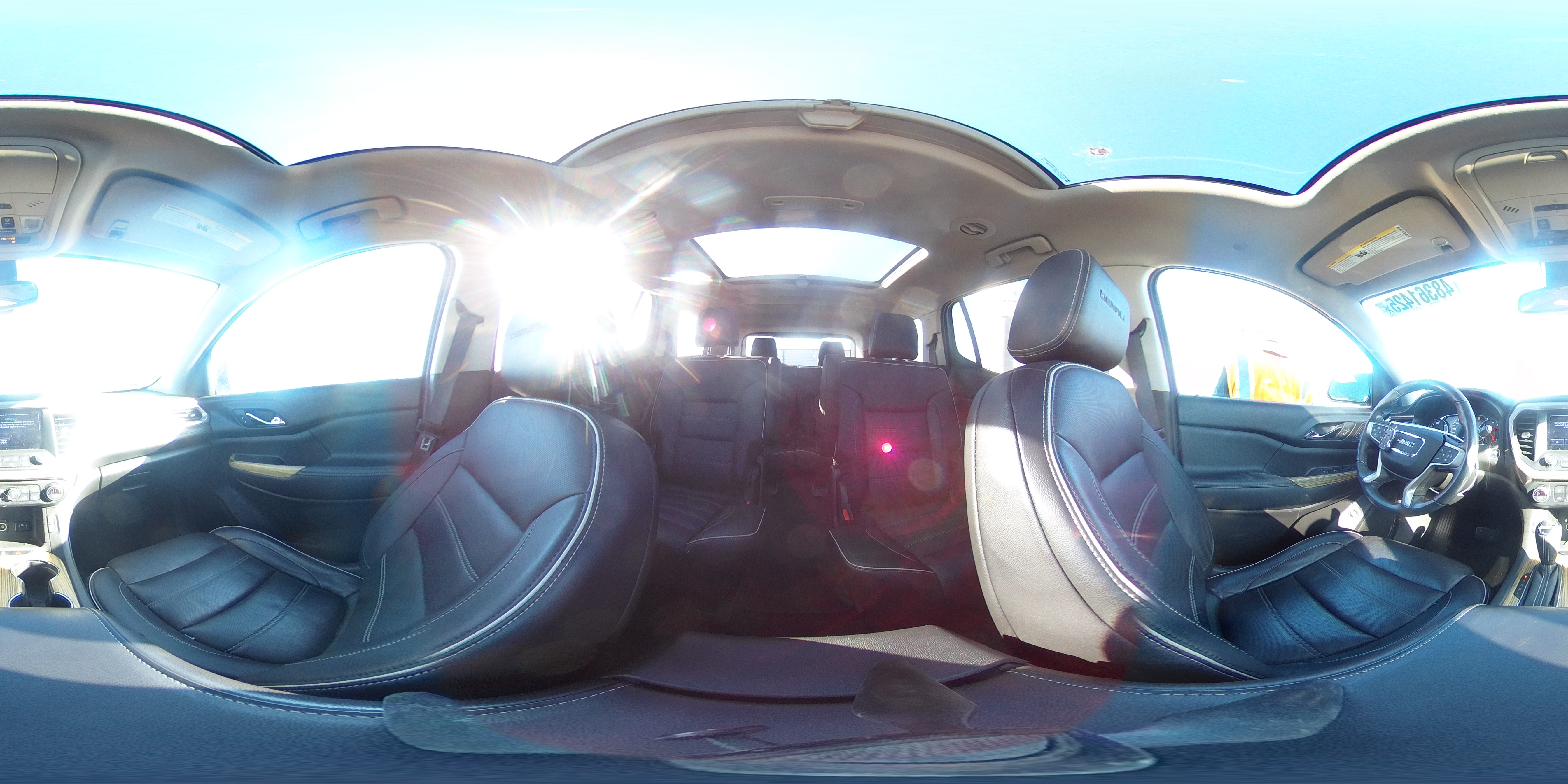 2018 GMC Acadia - Image 16