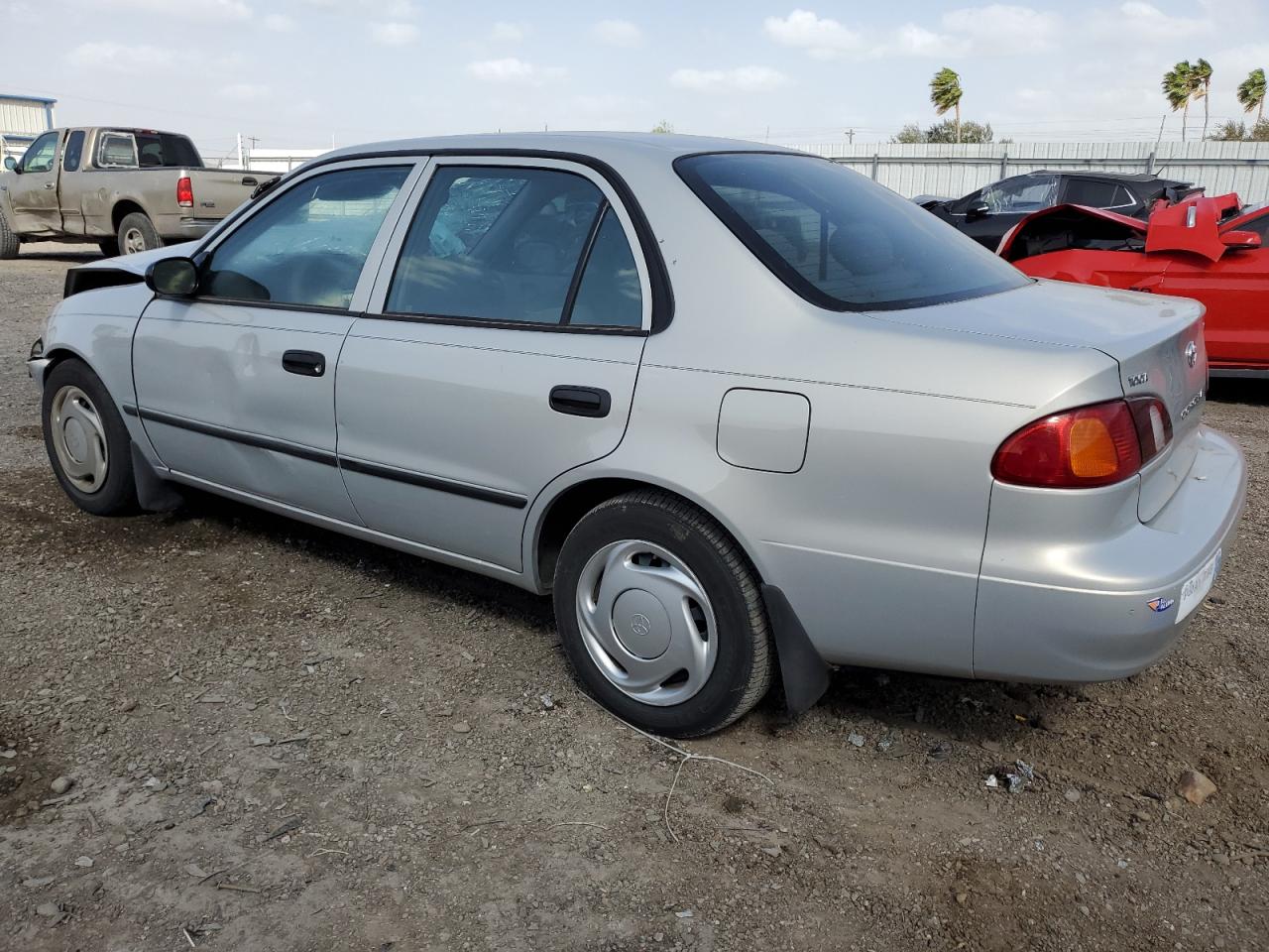 2000 Toyota Corolla - Image 2