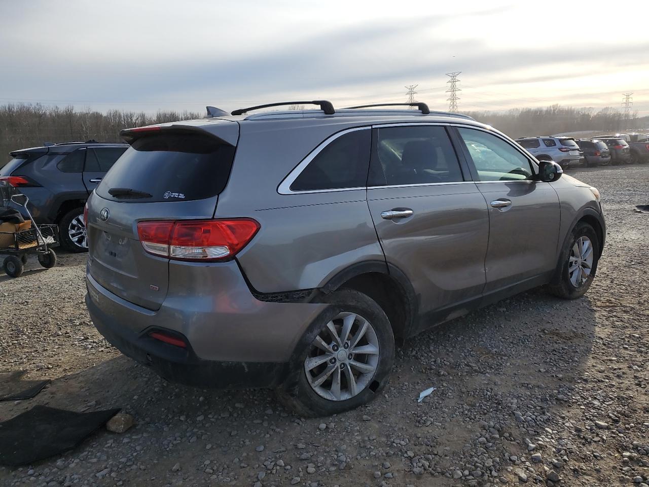 2017 Kia Sorento - Image 3