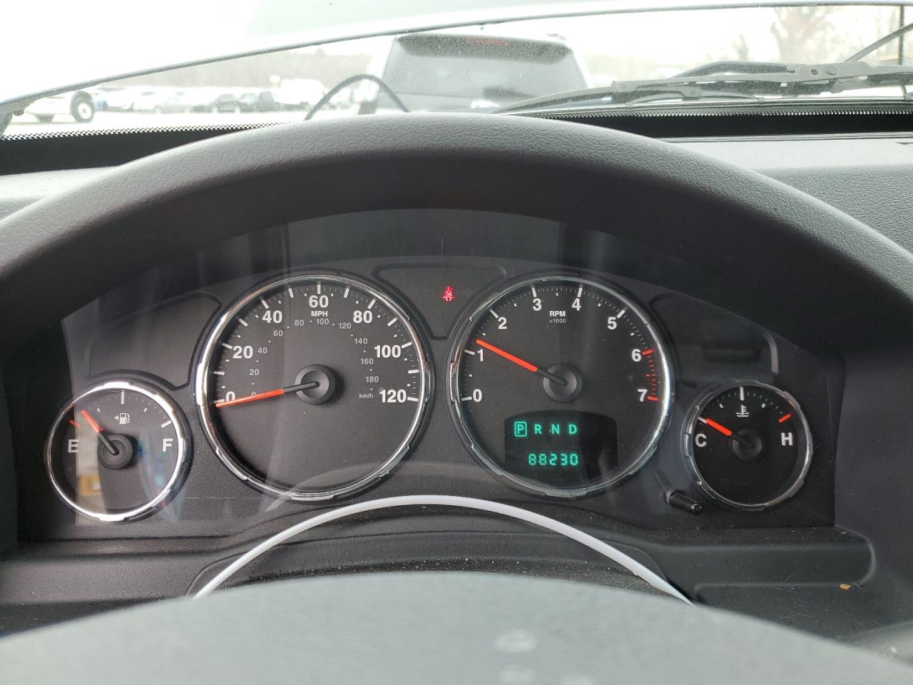 2010 Jeep Liberty (North America) - Image 9