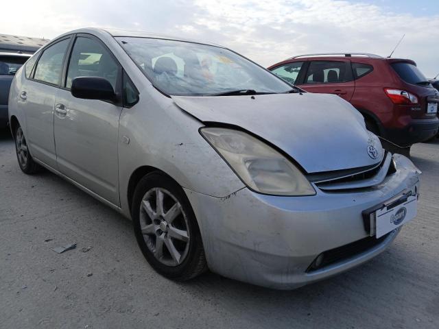 2004 TOYOTA PRIUS T4 V