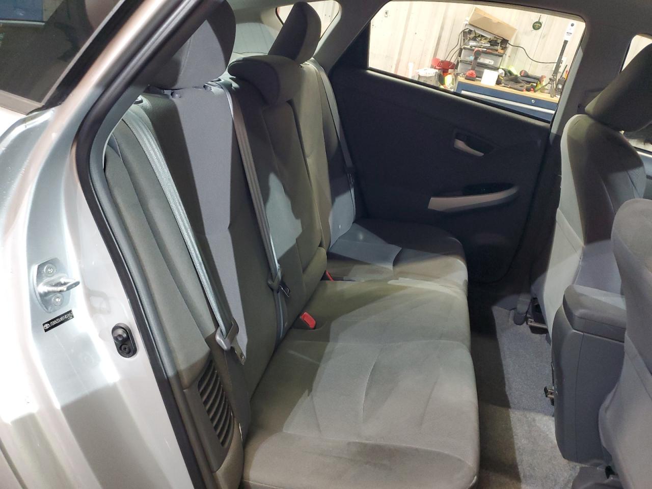 2011 Toyota Prius - Image 10