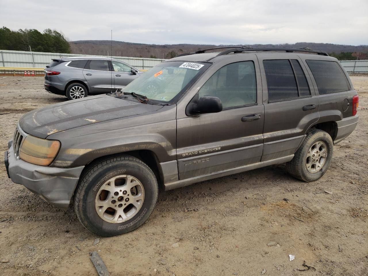 2000 Jeep Grand Cherokee - Image 1