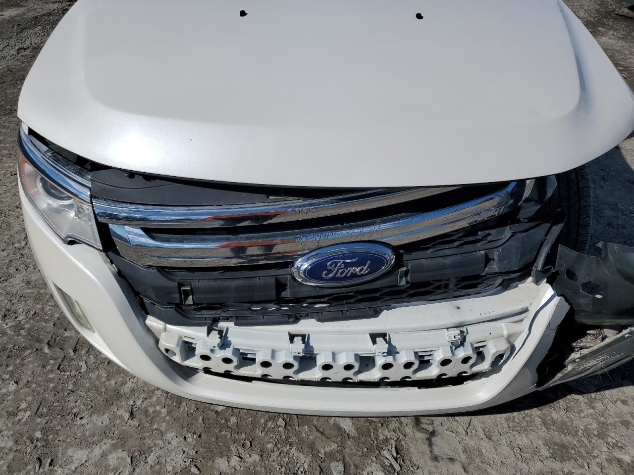 2014 Ford Edge - Image 12