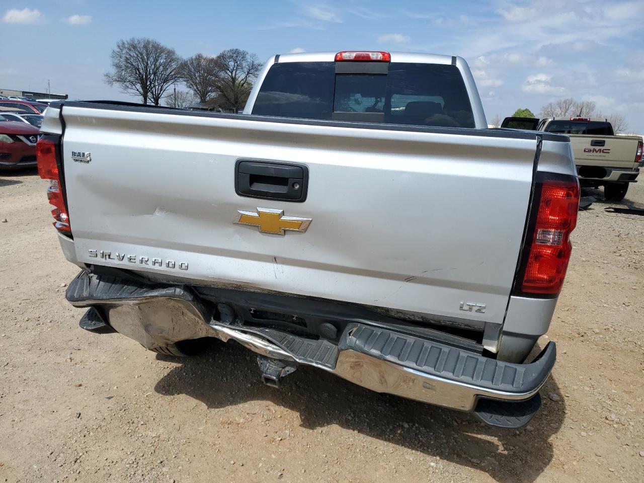 2014 Chevrolet Silverado - Image 6