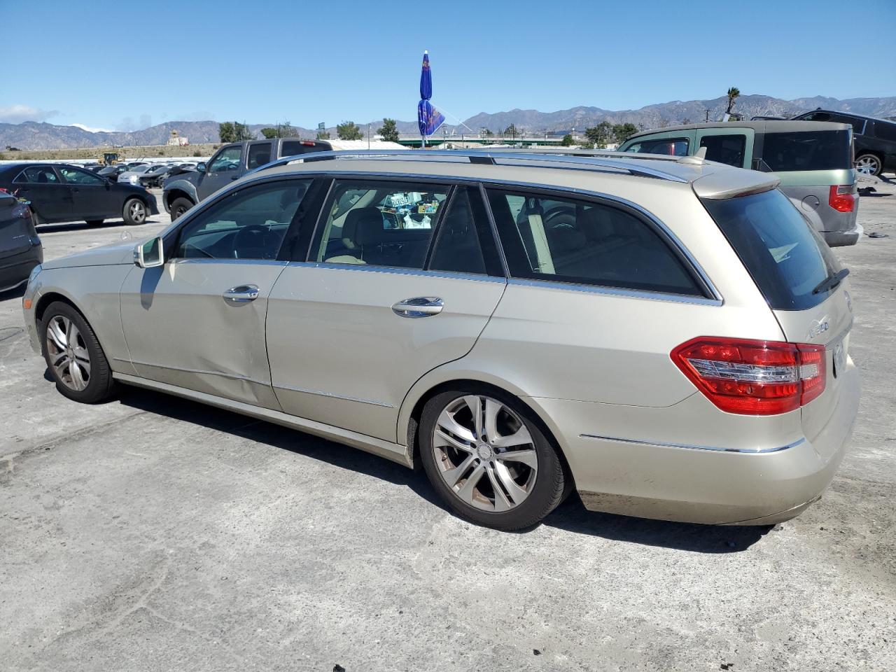 2011 Mercedes-Benz E-klasse - Image 2