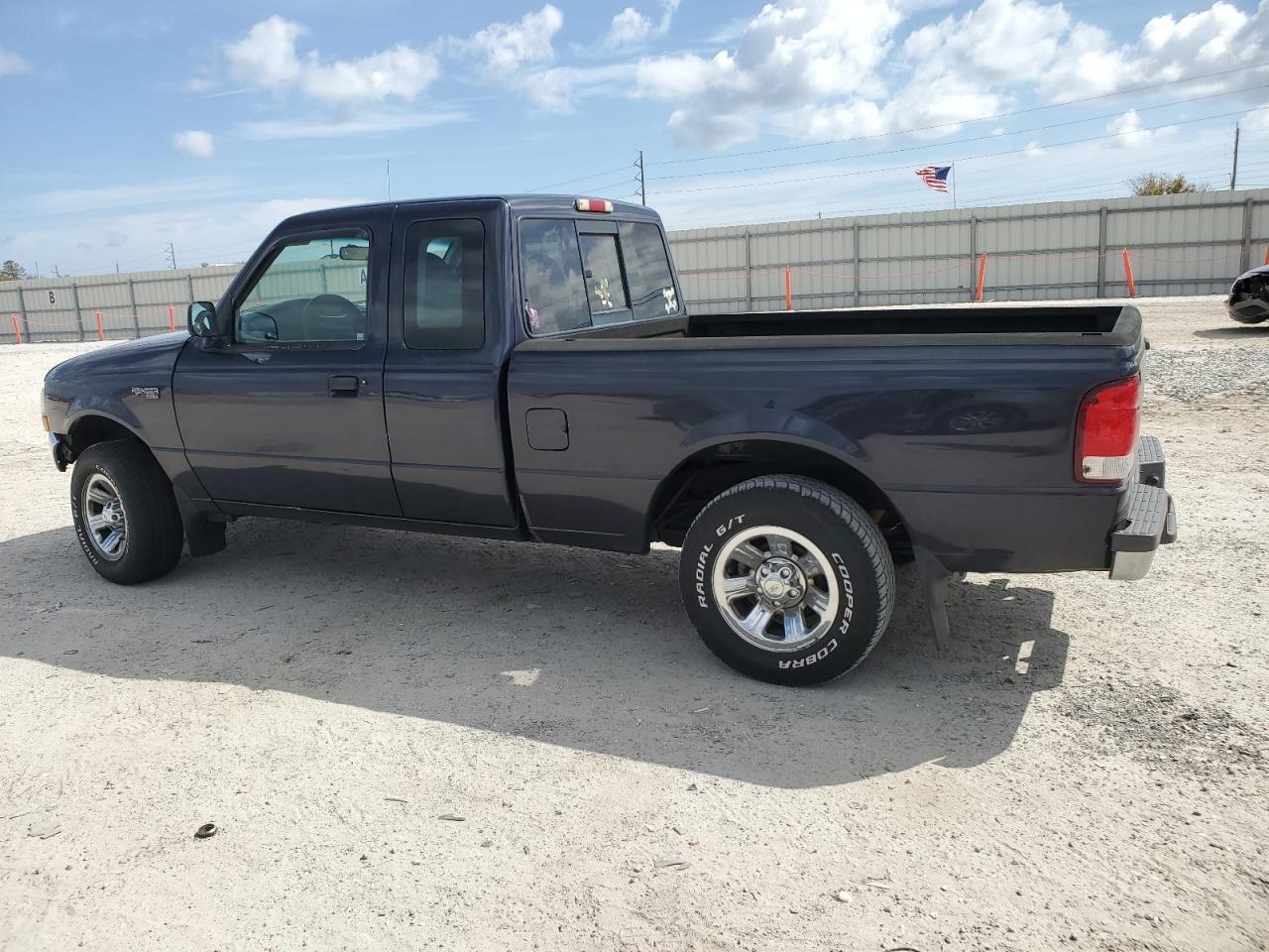 2000 Ford Ranger - Image 2