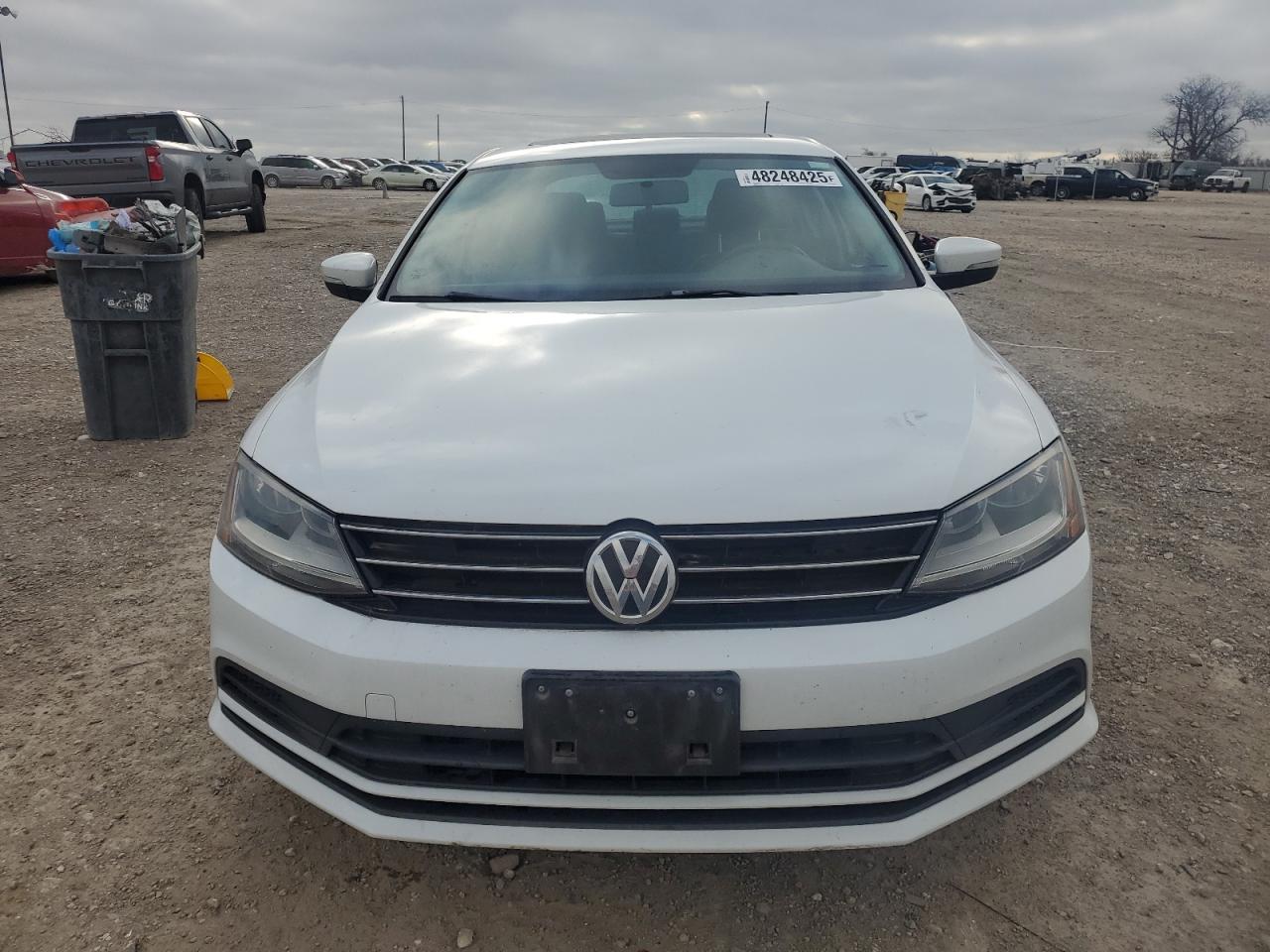 2017 Volkswagen Jetta - Image 5