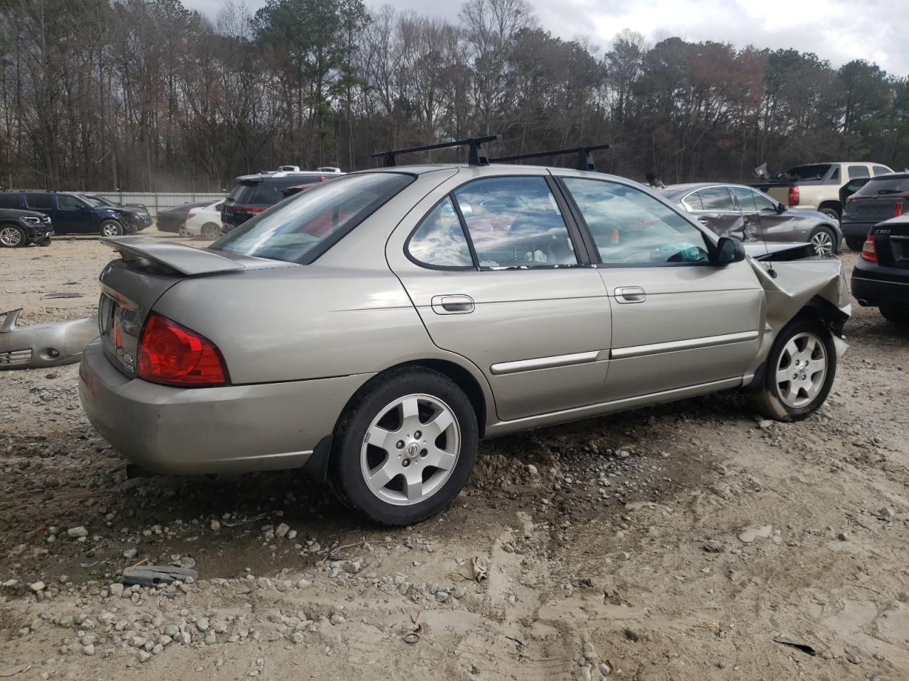 2005 Nissan Sentra - Image 3