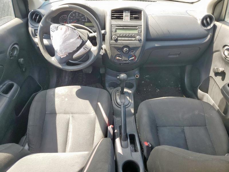  NISSAN VERSA 2018 Czarny