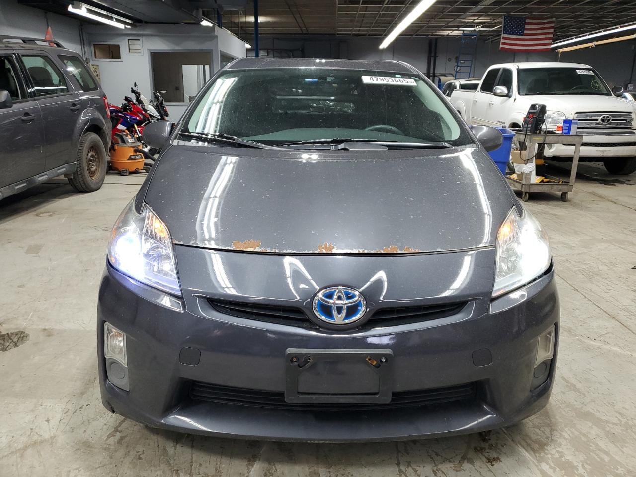 2011 Toyota Prius - Image 5