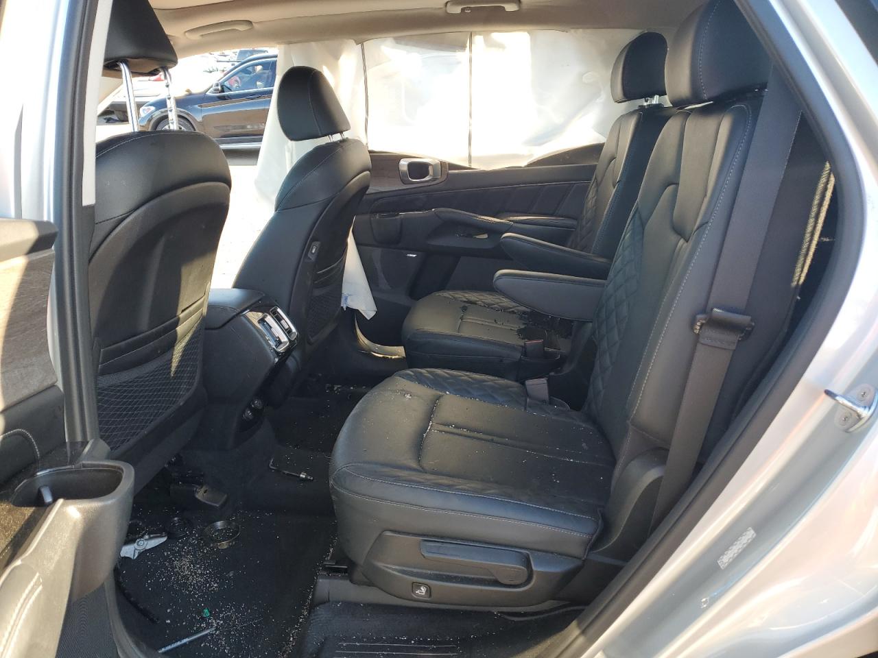 2021 Kia Sorento - Image 11