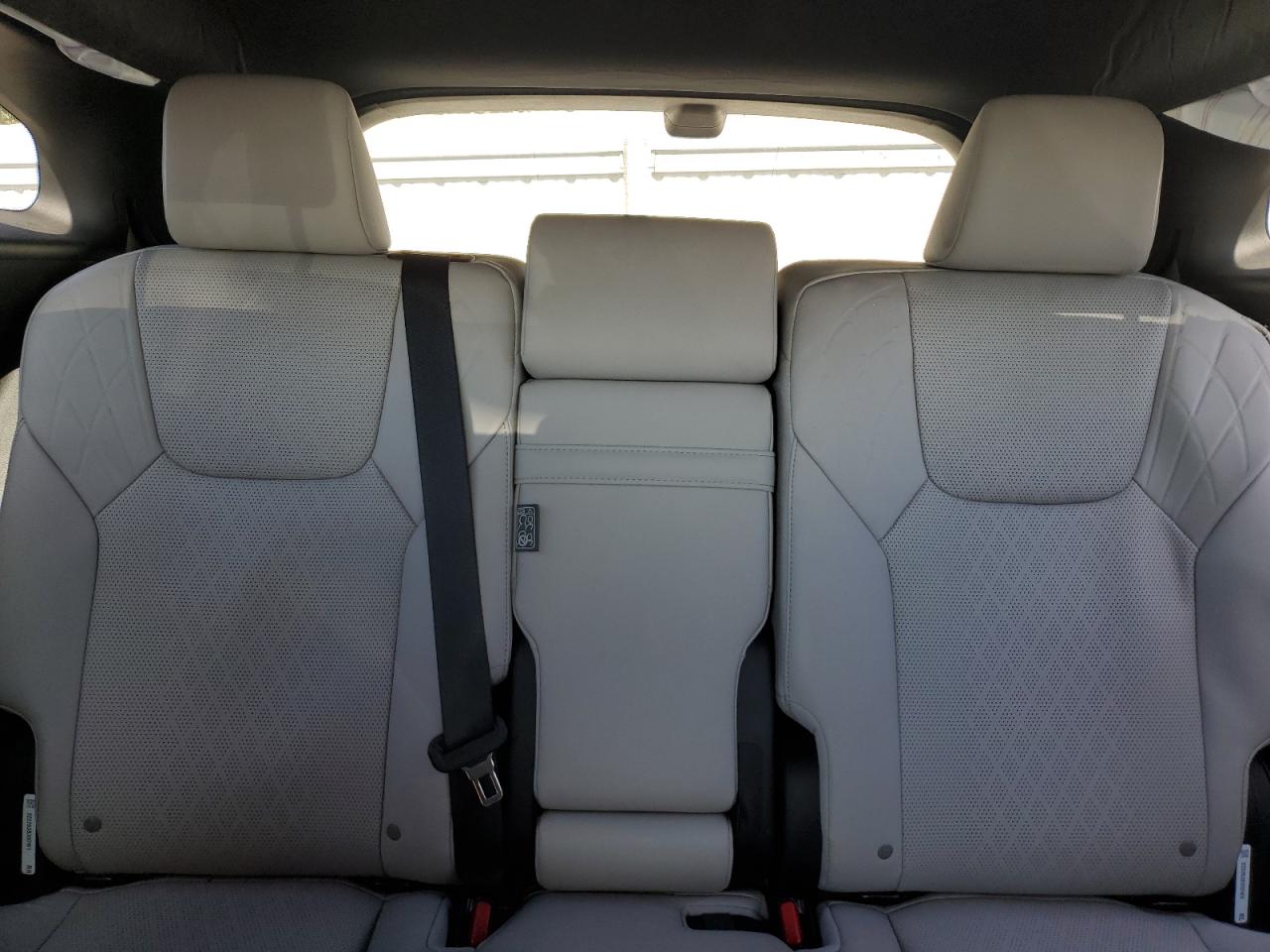 2024 Lexus RX - Image 10