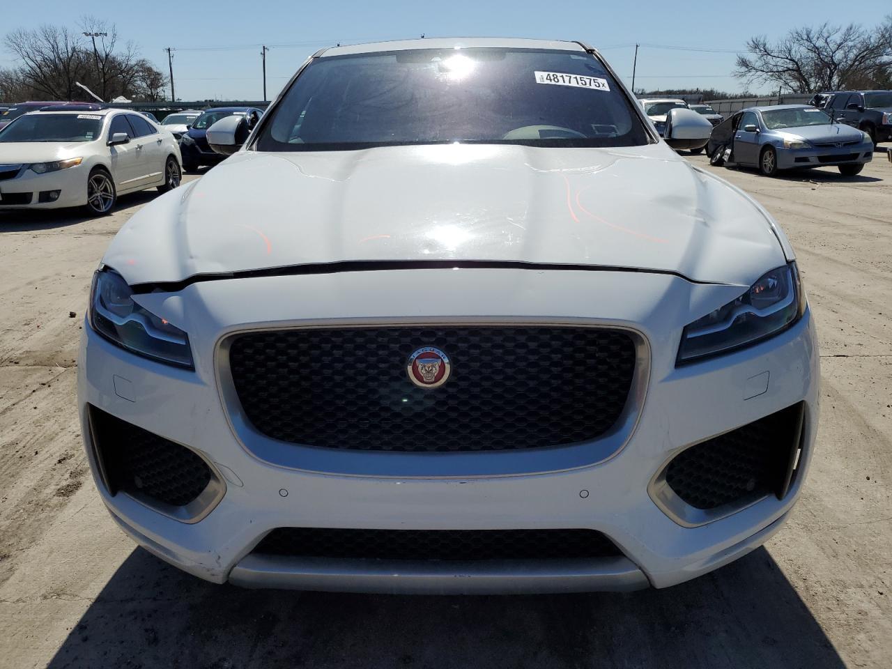 2020 Jaguar F-Pace - Image 5