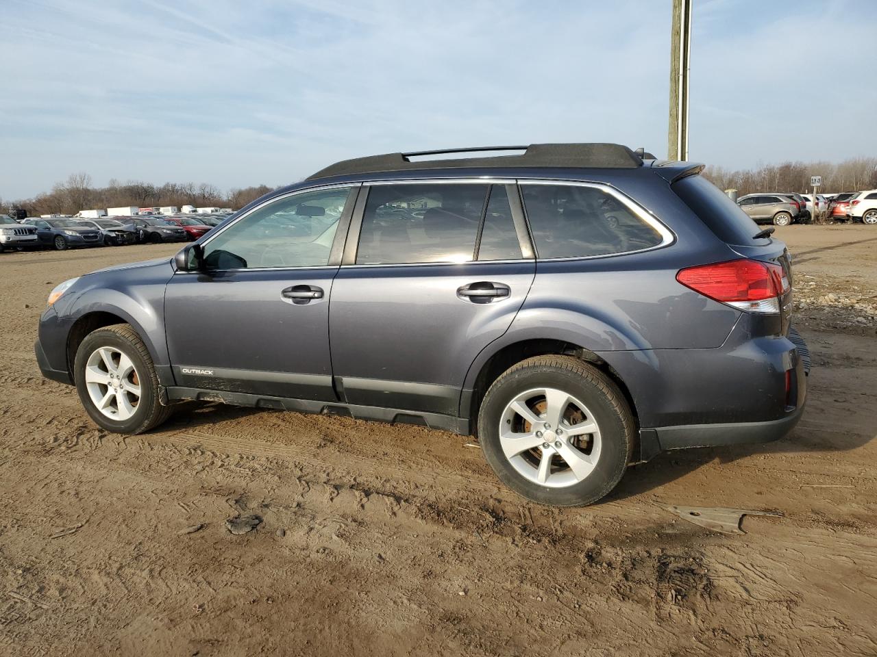 2014 Subaru Outback - Image 2