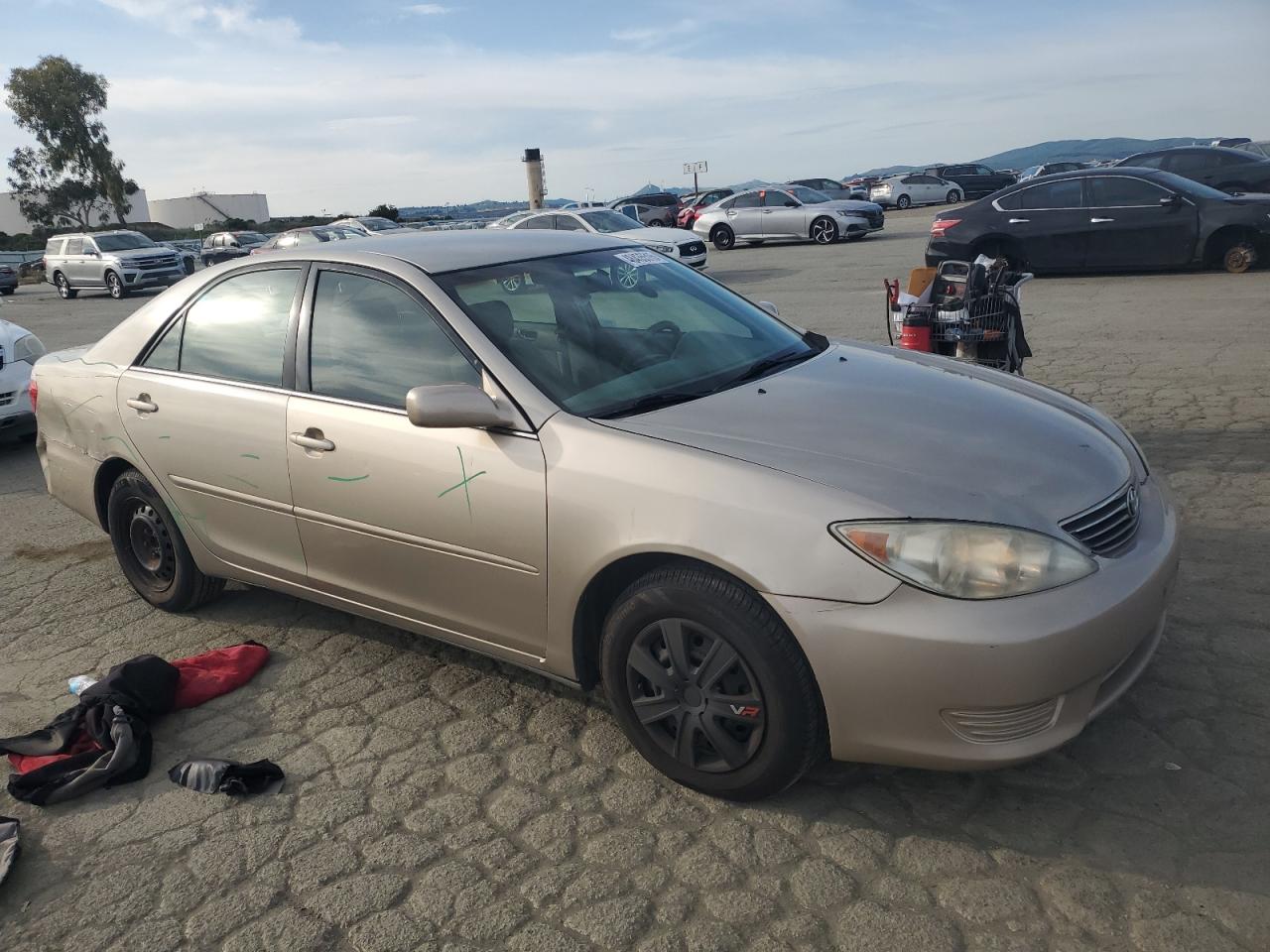 2005 Toyota Camry - Image 4