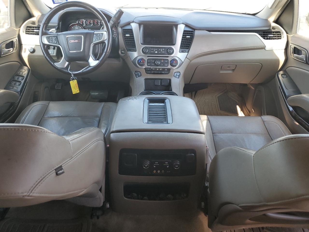 2016 GMC Yukon - Image 8